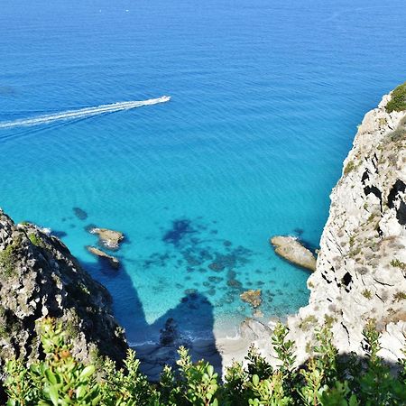 Calabria Beach Villa'S Capo Vaticano Exterior photo
